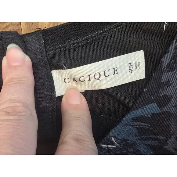 Cacique 40H Floral Lace Underwire Bra With Adjustable Straps - Picture 2 of 3